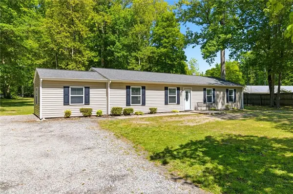 6571 Lake View Drive, Gloucester, VA 23061