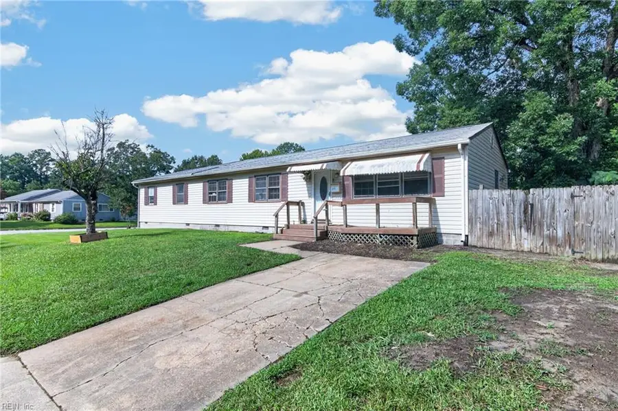 211 Mona Drive, Newport News, VA 23608 - #3