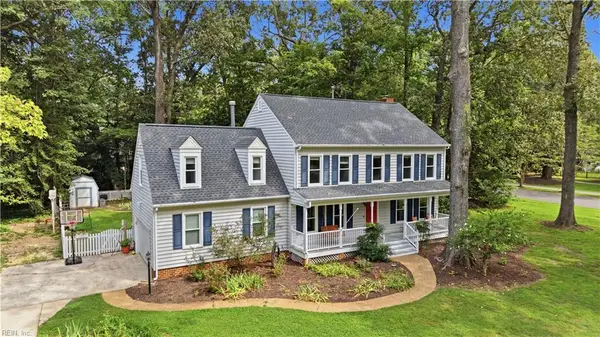 100 Spinnaker Run Lane, Smithfield, VA 23430