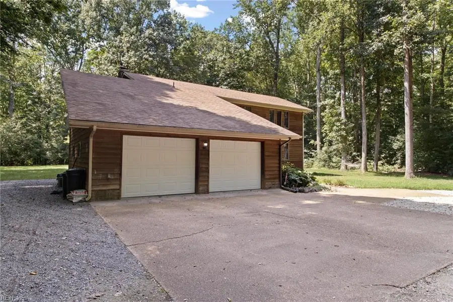 5952 Ladysmeade Lane, Gloucester, VA 23061 - #3