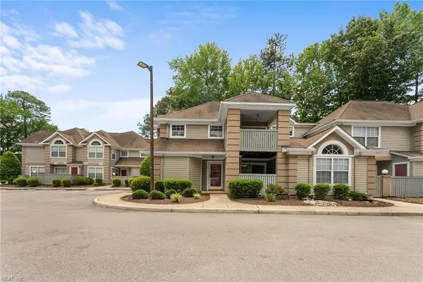 315 Gainsborough Square, Chesapeake, VA 23320