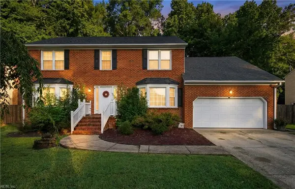 1152 Crystalwood Circle, Chesapeake, VA 23320
