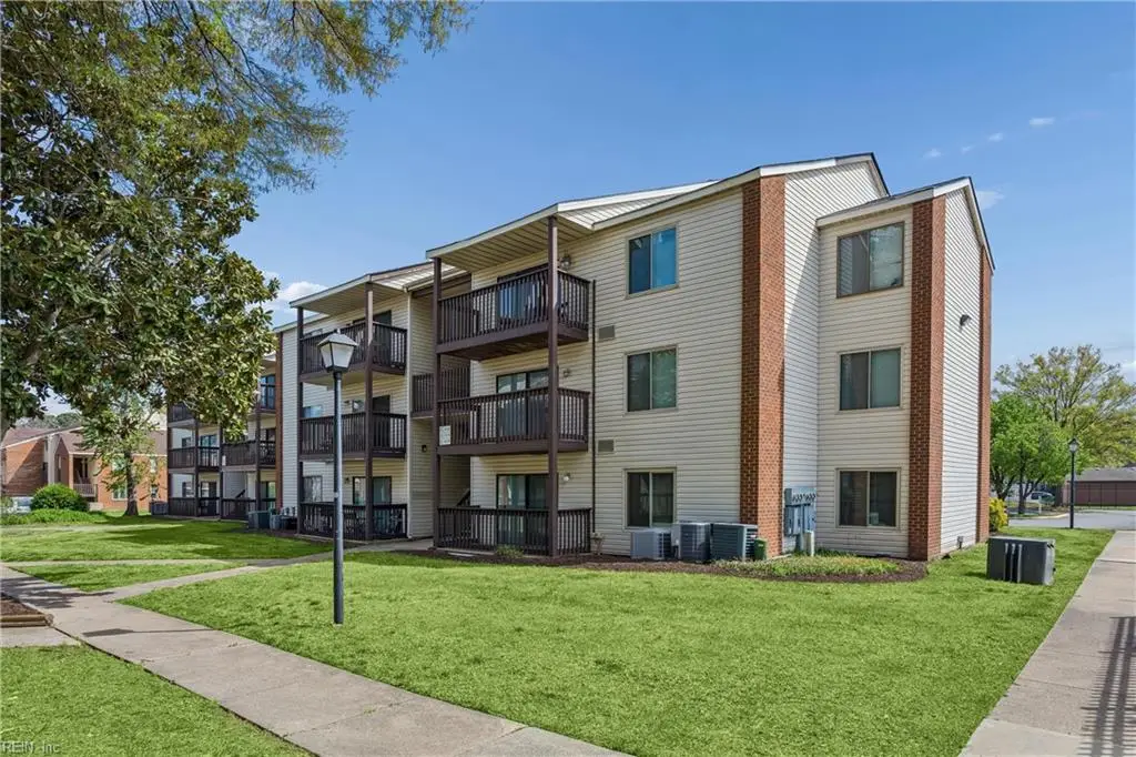107 Davenport Court #2, Hampton, VA 23666 - #1