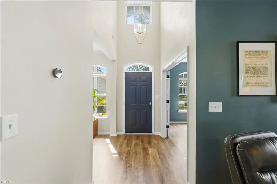 978 Holbrook Drive, Newport News, VA 23602 - #3