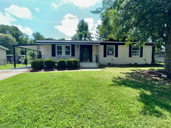 1215 Lake Kennedy Drive, Suffolk, VA 23434