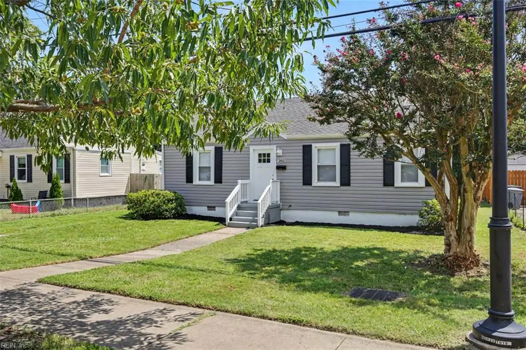 2112 E Pembroke Avenue, Hampton, VA 23664 - #1