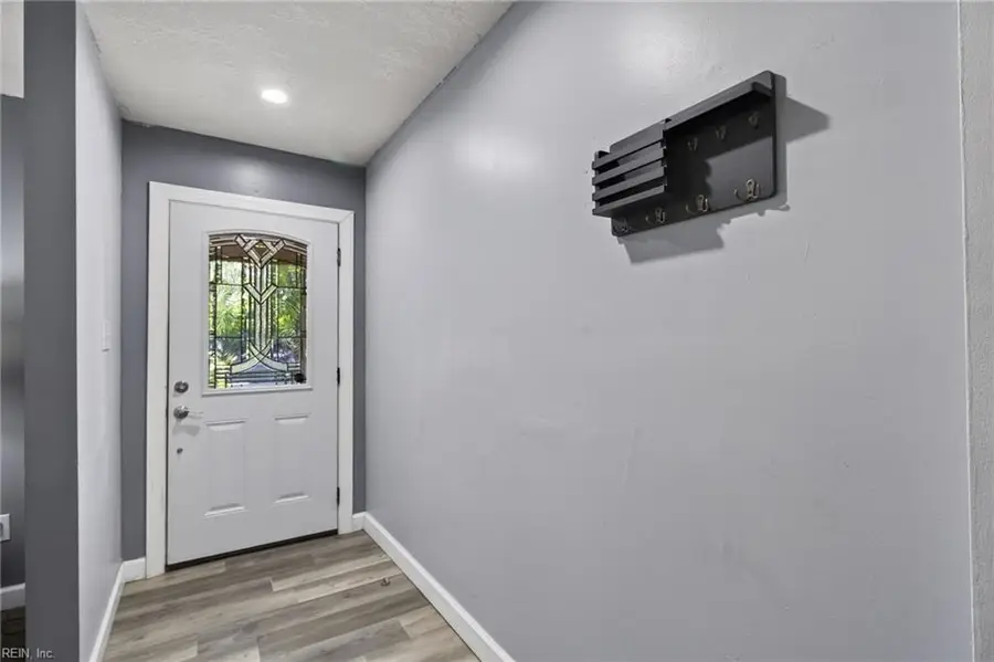 4745 Court Dr Drive, Gloucester, VA 23061 - #2