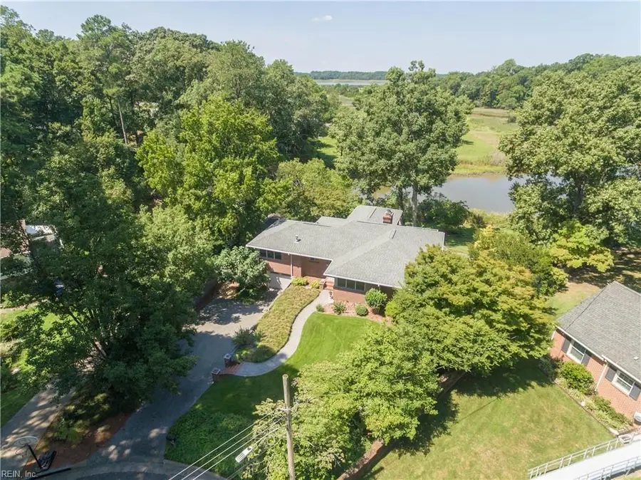 28 Laurel Wood Road, Newport News, VA 23602 - #2