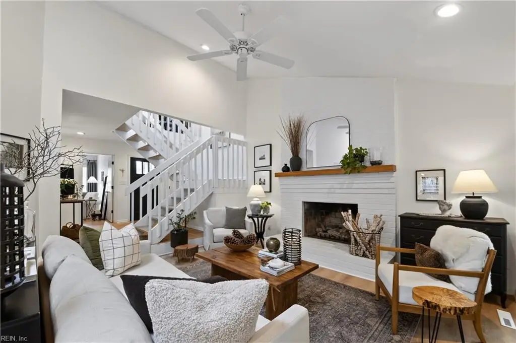 976 Kela Crescent, Virginia Beach, VA 23451 - #1