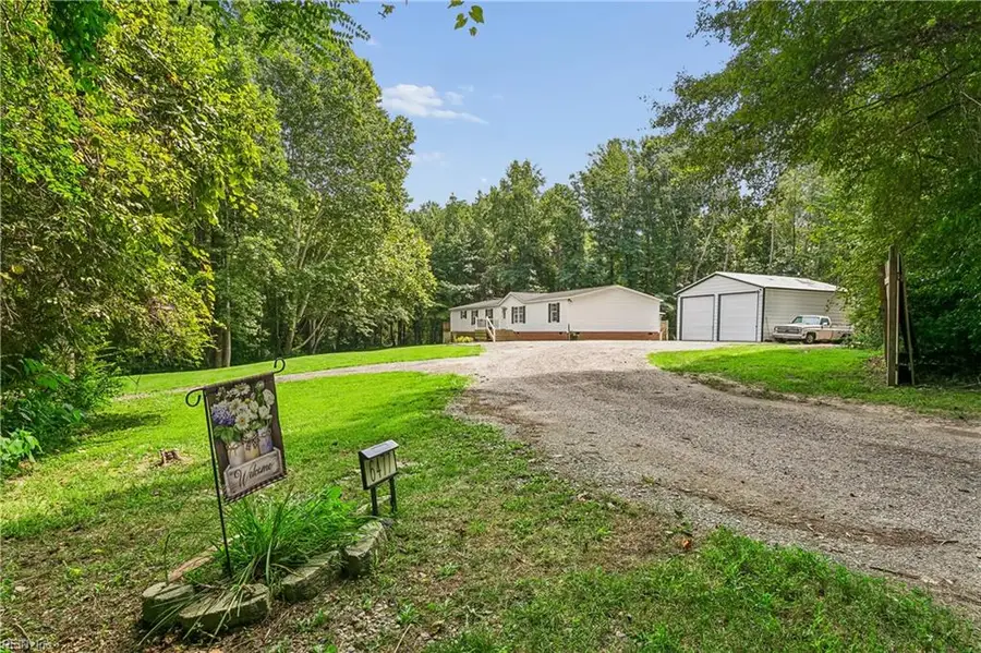 6477 Hickory Knoll Road, Gloucester, VA 23061 - #2