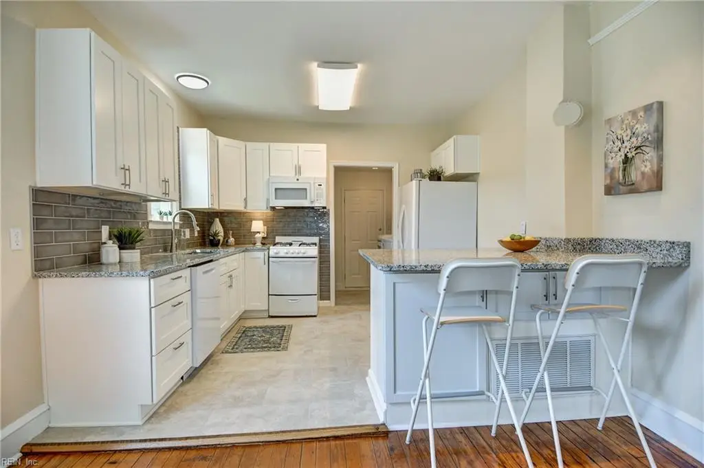 2103 Roanoke Avenue, Newport News, VA 23607 - #1