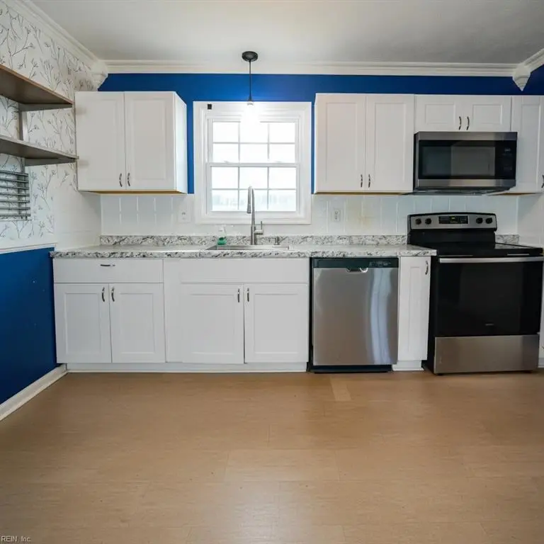 906 Harpersville Road, Newport News, VA 23601 - #3