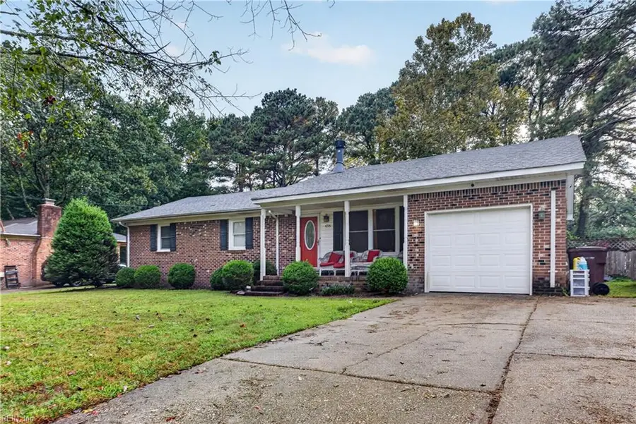 656 Hillwell Road, Chesapeake, VA 23322 - #3