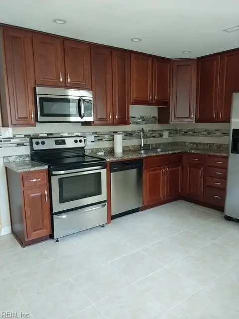 610 Maryland Avenue, Virginia Beach, VA 23451 - #3