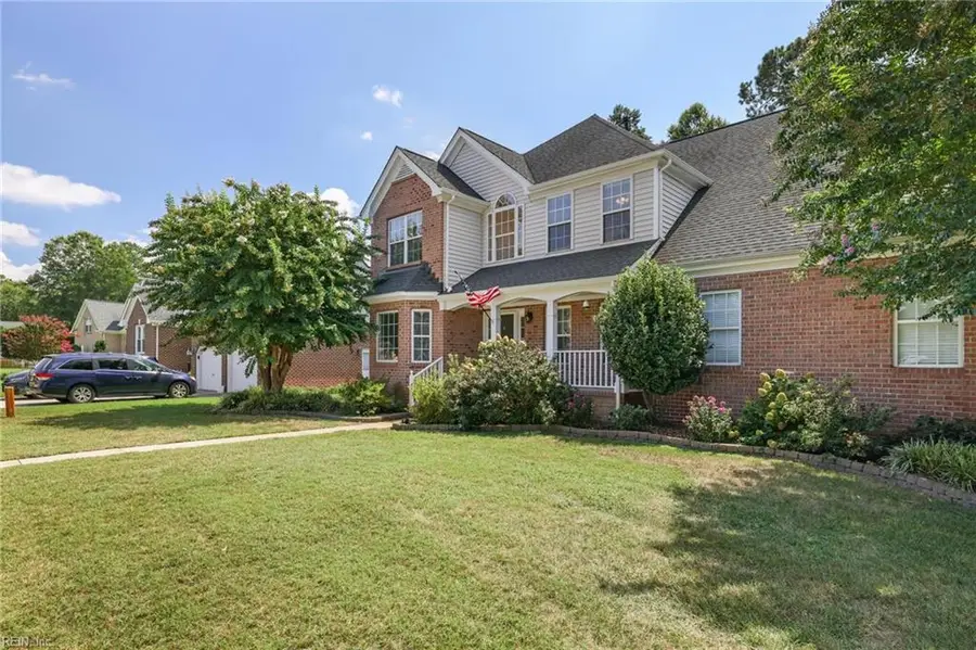 909 Sydenham Boulevard, Chesapeake, VA 23322 - #2