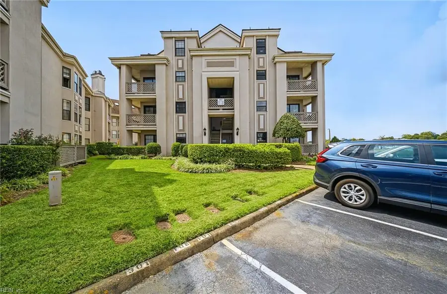 417 Harbour Point #202, Virginia Beach, VA 23451 - #3