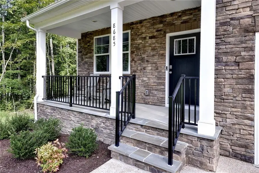8685 Thomas Jefferson Way, Gloucester, VA 23061 - #2