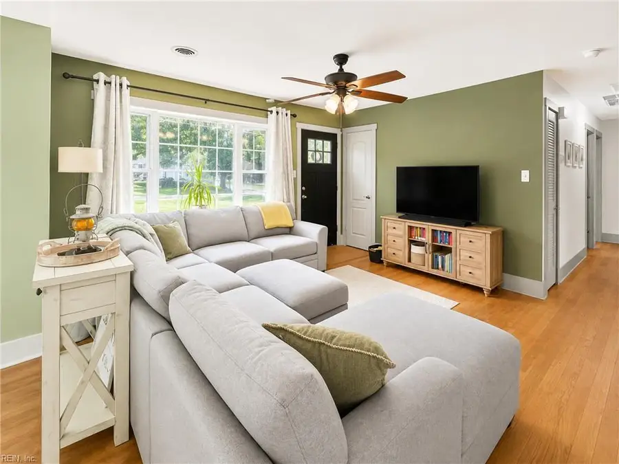 4651 Johns Point Road, Gloucester, VA 23061 - #2