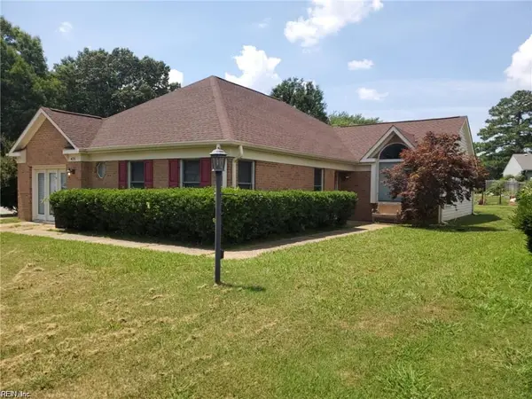 425 Truxtun Court, Newport News, VA 23608