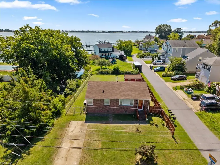 612 N Hope Street, Hampton, VA 23663 - #2