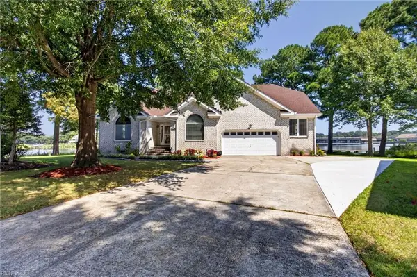 5836 Woodstock Point, Virginia Beach, VA 23464