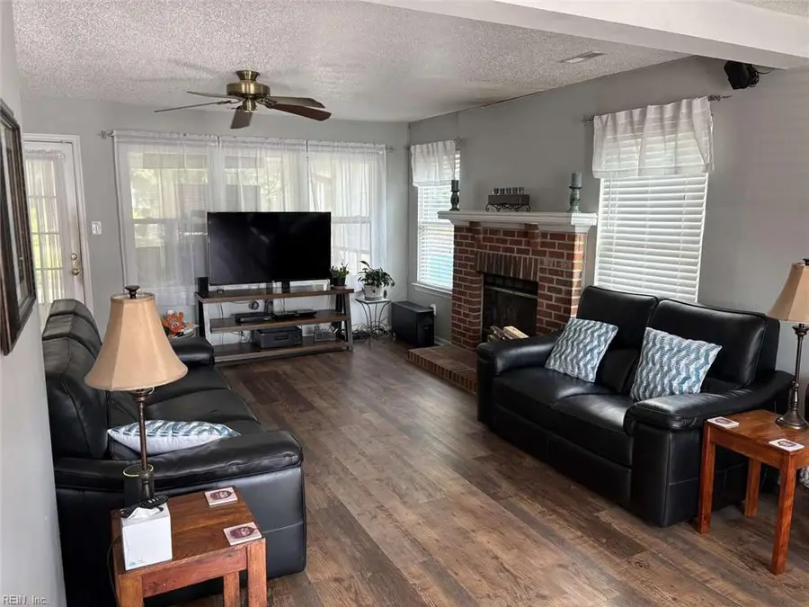 924 Whisper Hollow Drive, Chesapeake, VA 23322 - #3