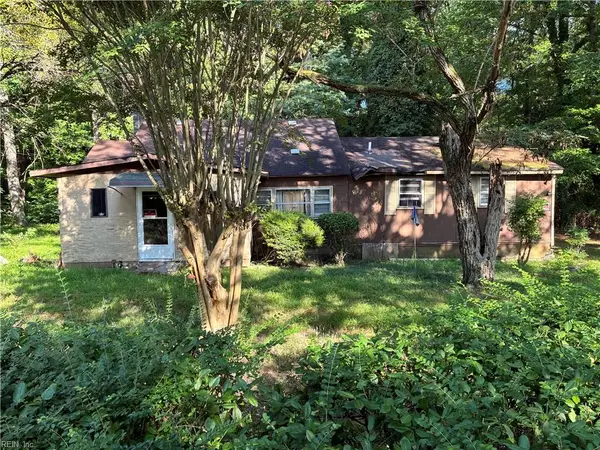 307 Church Rd Road, Yorktown, VA 23690