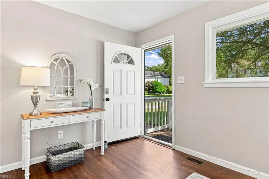 537 Greenbriar Avenue, Hampton, VA 23661 - #3