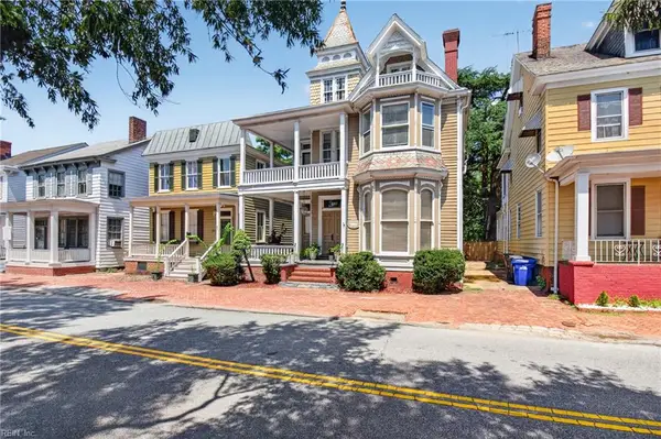 320 London Street, Portsmouth, VA 23704
