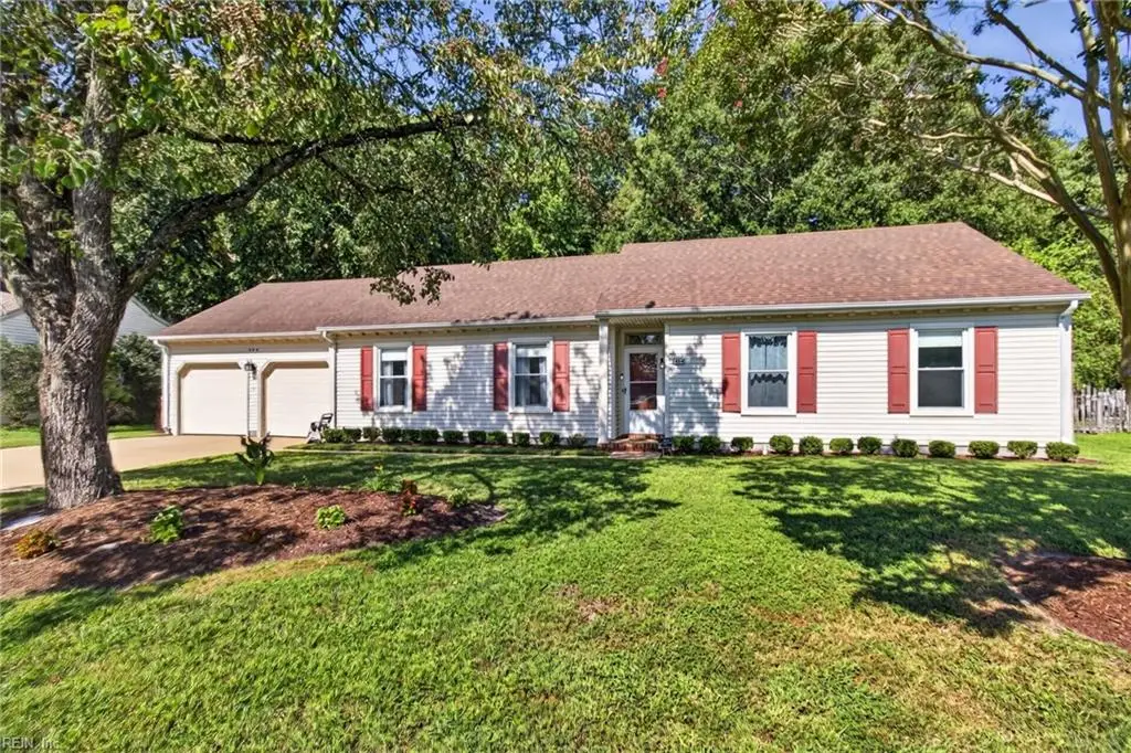 404 Creekwood Drive, Chesapeake, VA 23323 - #1