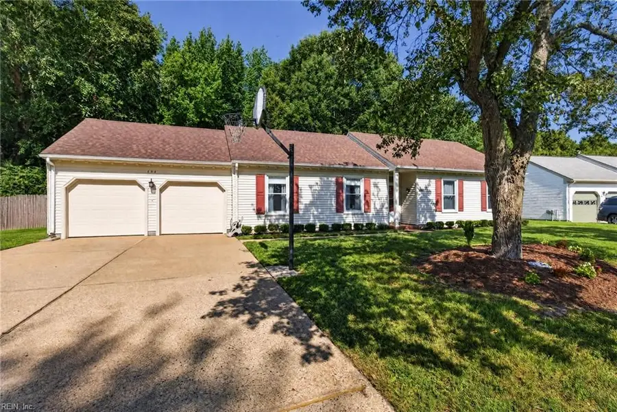 404 Creekwood Drive, Chesapeake, VA 23323 - #2