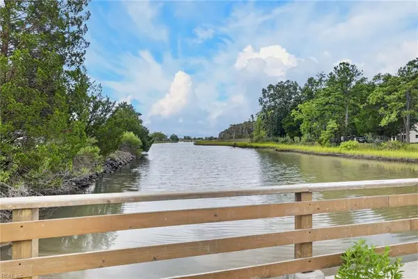 1008 Beach Road, Hampton, VA 23664