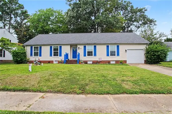 15 Patriot Crescent, Hampton, VA 23666