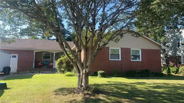 2225 Laurel Cove Drive, Virginia Beach, VA 23454