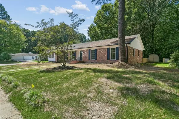 682 Village Green Parkway, Newport News, VA 23602
