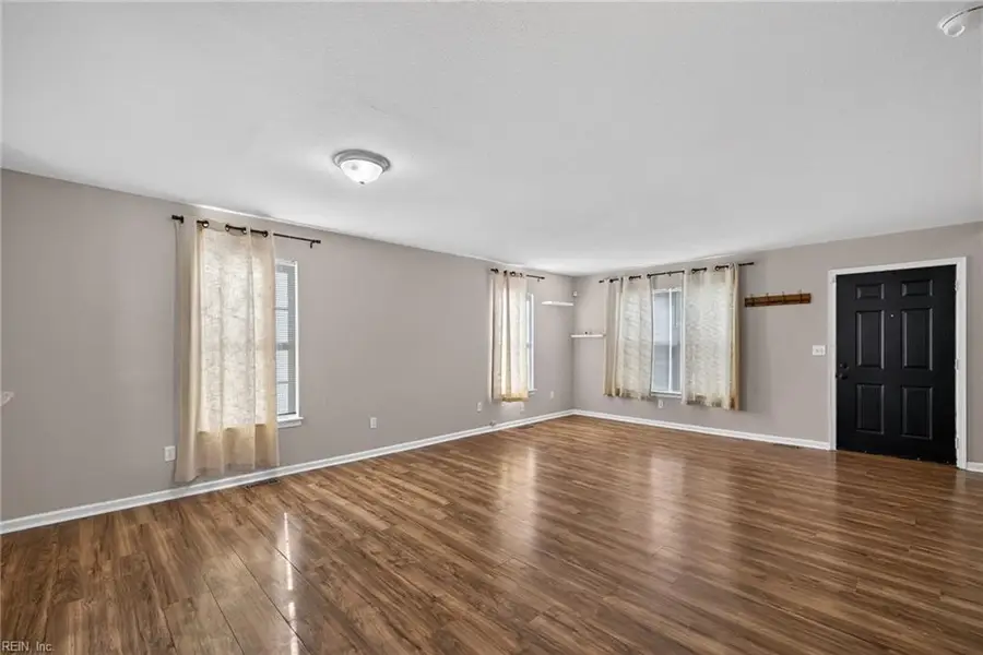 4642 Kennebeck Avenue, Norfolk, VA 23513 - #3