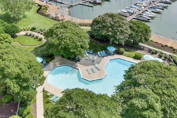 7501 River Road #1G, Newport News, VA 23607