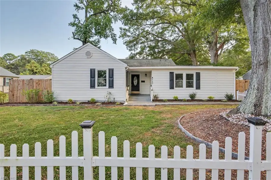 712 Paul Street, Newport News, VA 23605 - #2