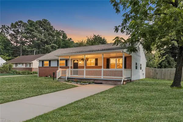 2415 Chesapeake Circle, Chesapeake, VA 23324