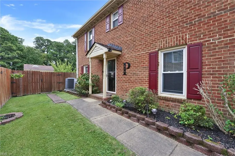 839 Sommerville Crescent, Chesapeake, VA 23320 - #3