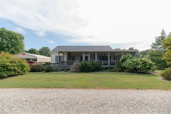 2920 Frying Pan Farm Lane, Hayes, VA 23072