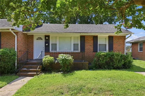 27 Carver Circle, Portsmouth, VA 23701