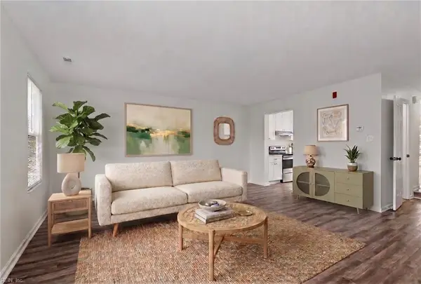 132 Thalia Trace Drive, Virginia Beach, VA 23452