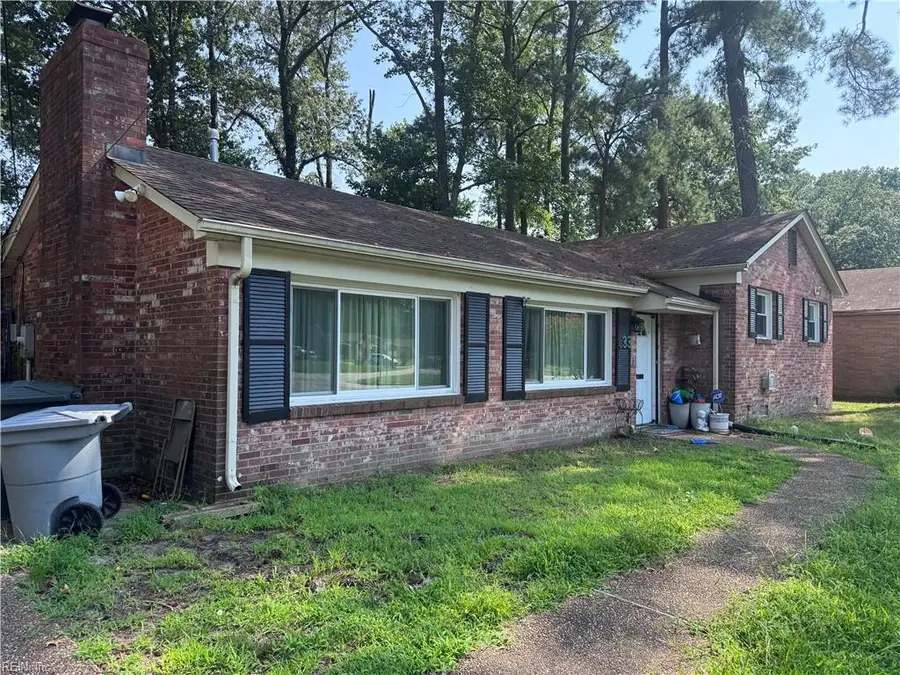 33 Azalea Drive, Hampton, VA 23669 - #3