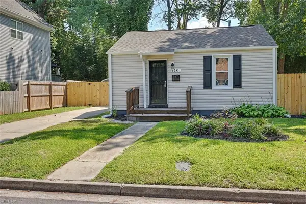 28 Pollux Circle W, Portsmouth, VA 23701