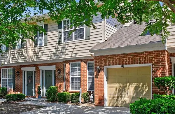 5812 Echingham Drive, Virginia Beach, VA 23464