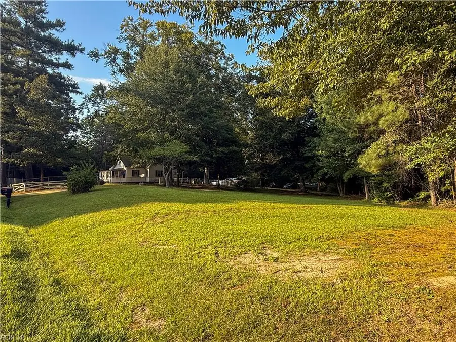 17011 Longview Dr Drive, Smithfield, VA 23430 - #2