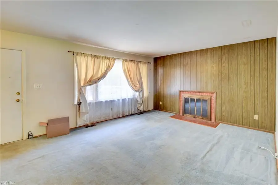 865 Lucas Creek Road, Newport News, VA 23608 - #2