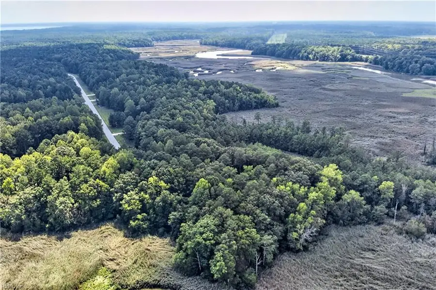 1201 Creekway Drive, Smithfield, VA 23430 - #3