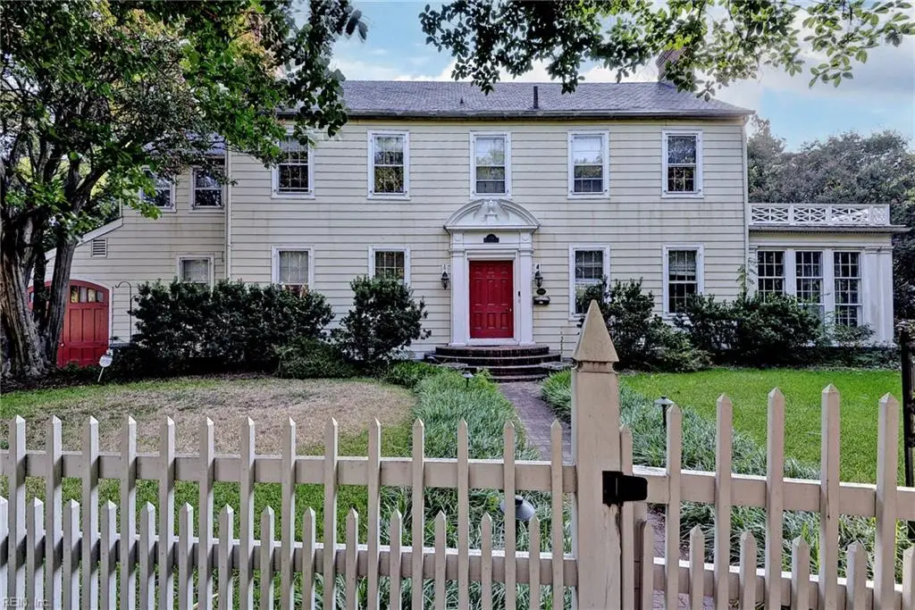 5812 Huntington Avenue, Newport News, VA 23607 - #1